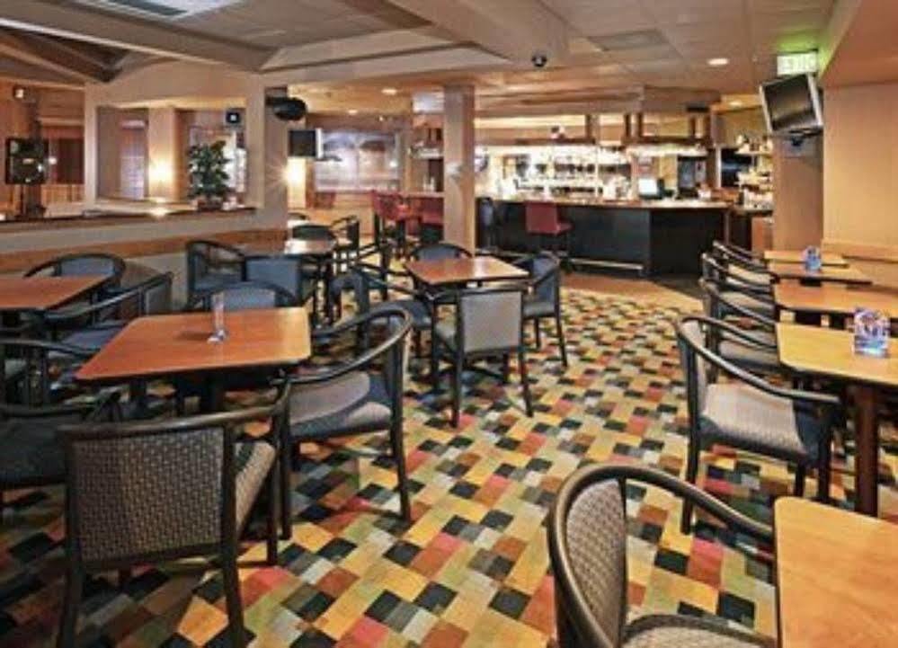 Holiday Inn Jonesboro Restaurante foto