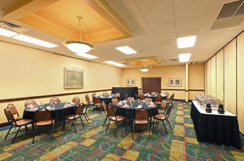 Holiday Inn Jonesboro Restaurante foto